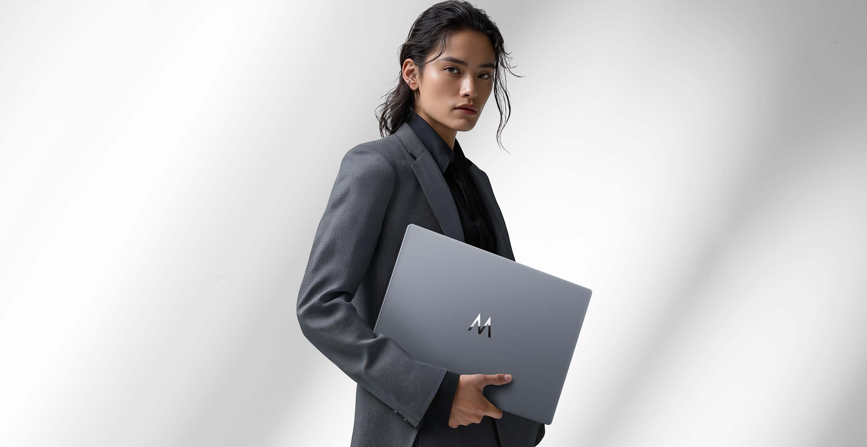 Hi MateBook K560 版 高能版轻薄机身